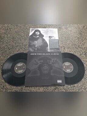 Jay-Z – The Black Album ; 2003 2 X LP Vinyl Roc-A-Fella Records B0001528-01 rare